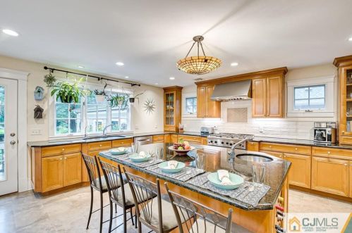 419 Middlesex Ave, Metuchen NJ 08840-1419 exterior