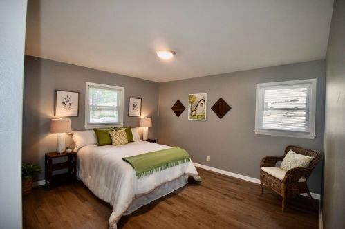 6334 Leon Ter, Milwaukee WI 53218-4932 exterior