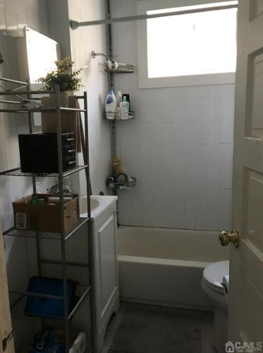 61 Plum St, New Brunswick NJ 08901-1829 exterior