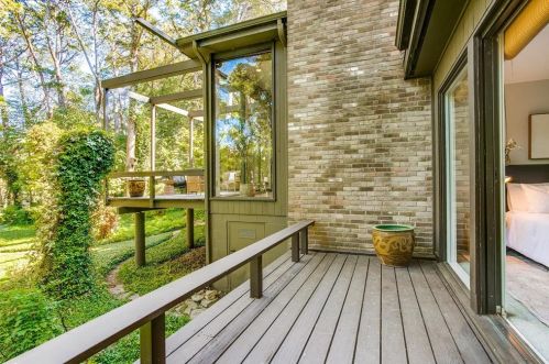 11150 Fernald Ave, Dallas TX 75218-1203 exterior