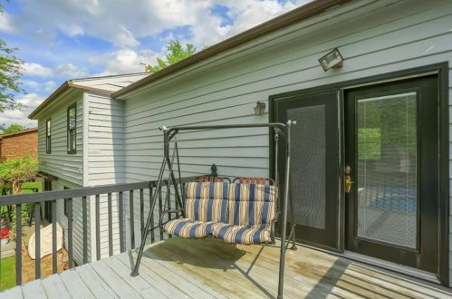 113 Cedar Rdg Dr, Monaca PA 15061-2748 exterior