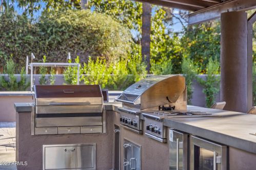 2111 Colter St, Phoenix AZ  85015-2821 exterior