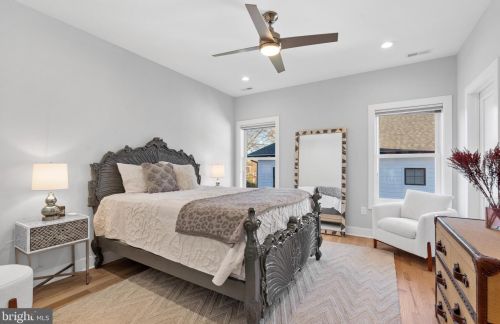 6714 Van Fleet Dr, Mc Lean VA  22101-5140 exterior