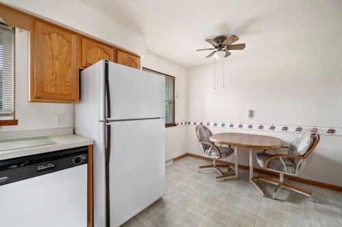 1821 Alma Dr, Joliet IL 60403-2303 exterior