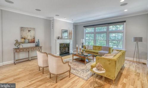 2518 Delancey St, Philadelphia PA 19103-6409 exterior