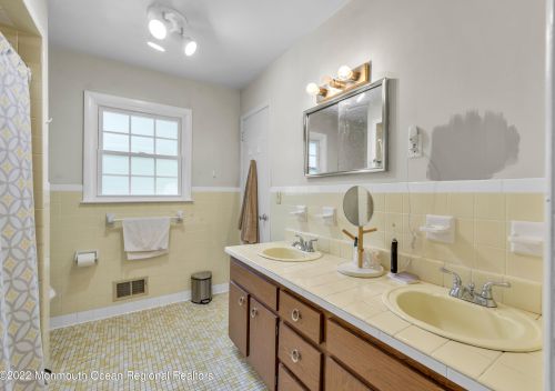 532 Cooks Brg Rd, Jackson Twp NJ 08527-3838 exterior