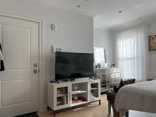 296 Beacon St, Boston MA exterior