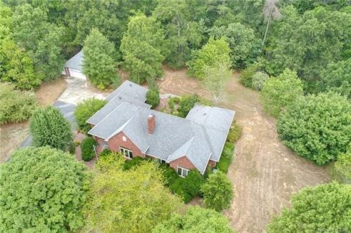 6205 Polk Mountain Dr, Olive Branch, NC 28103-7692