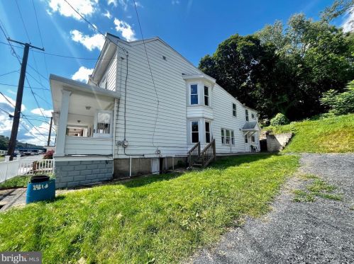 216 Railroad St, Primrose PA  17901-1127 exterior