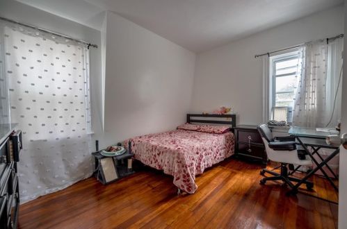 270 Indiana Ave, Providence RI  02905-2823 exterior