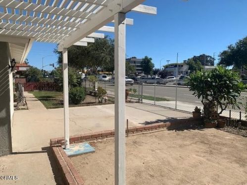 2508 Colonia Ave, Oxnard CA 93036-1230 exterior