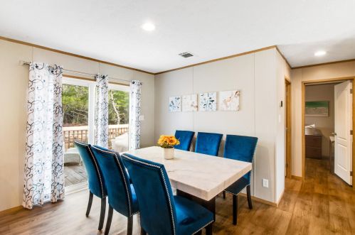 190 Woodlands Blvd, Defuniak Springs FL  32433-7278 exterior