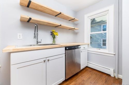 525 Prospect St, Torrington CT 06790-6328 exterior