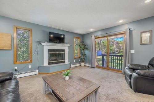 83 Masonic Ave, Wallingford CT exterior