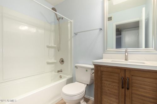 19016 15th St, Phoenix AZ  85024-2364 exterior