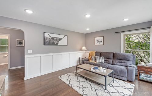 406 Avery St, Elmhurst IL  60126-4910 exterior