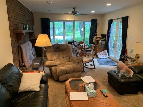 210 May St, Elmhurst IL  60126-4004 exterior