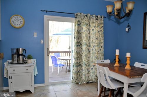 52 Steeplechase Cir, Chester PA 19014-1463 exterior