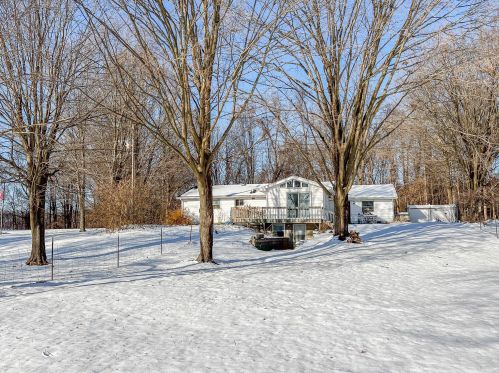 23431 Fosdick St, Dowagiac MI 49047-7433 exterior