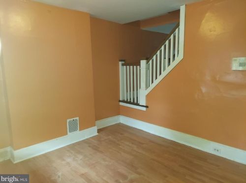 668 2nd St, Trenton NJ  08611-3332 exterior