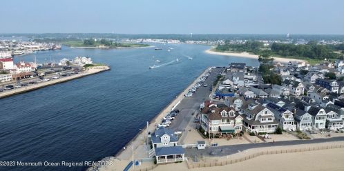 916 Ellison Ave, Point Pleasant Beach NJ 08742-2934 exterior