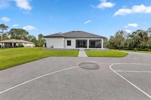 1819 20 Ave, Naples FL 34120-5414 exterior