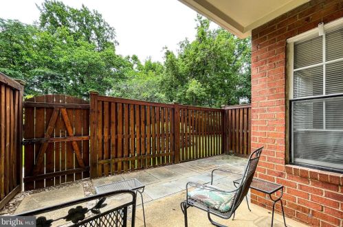 1916 Wilson Ln, Mc Lean VA  22102-4764 exterior