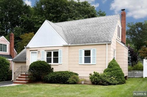 61 Birch Rd, Dumont NJ 07628-2010 exterior