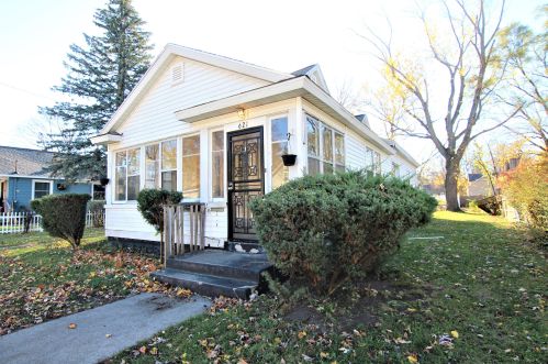 621 Ada Ave, Meskegon, MI 49442-3904