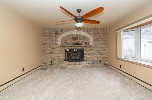 48393 Forbes St, New Baltimore MI 48047-2250 exterior