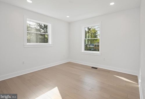 6705 Buttermere Ln, Bethesda MD  20817-1528 exterior