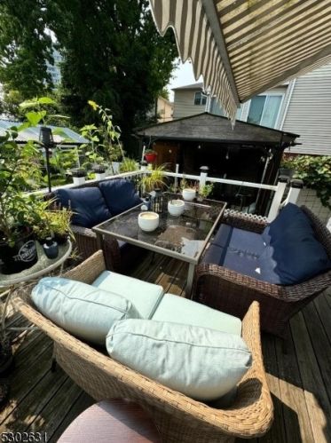 671 Irvine Turner Blvd, Newark NJ  07112-2637 exterior