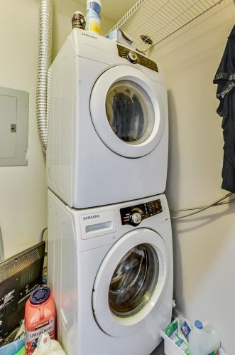 1537 Bosworth Ave, Chicago IL  60642-2351 exterior