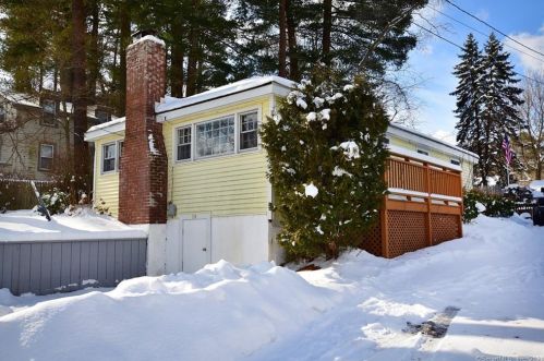 14 Lk St, Ellington CT 06029-3008 exterior