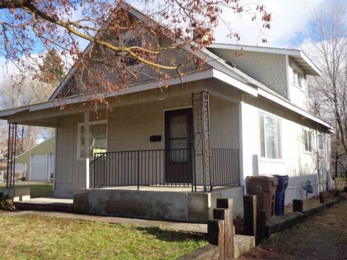 2918 Altamont St, Spokane, WA 99207-5622