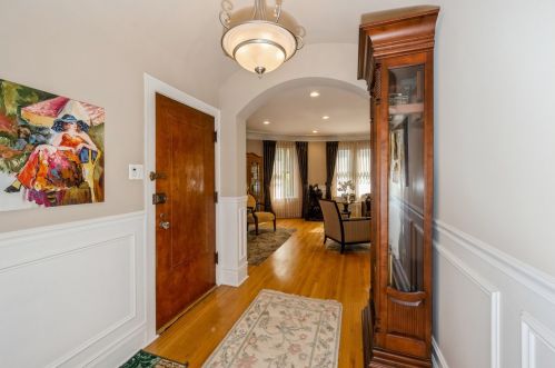 5654 Spaulding Ave, Chicago IL 60651-4139 exterior