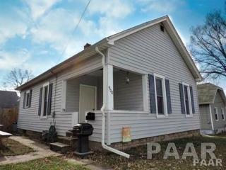 908 Margaret St, Pekin, IL 61554-3407