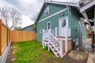 342 59th St, Seattle WA  98105-2719 exterior