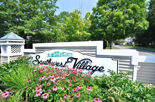 75 Florence Way, Farmington CT 06032-3438 exterior