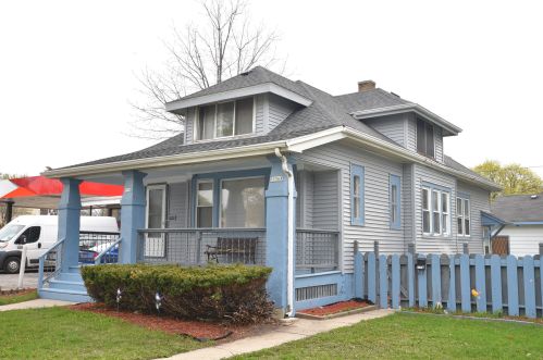 5556 35th St, Milwaukee, WI 53209-4756