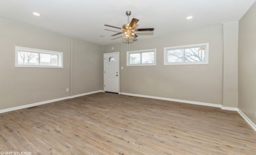 9059 Ellis Ave, Chicago IL 60619-7821 exterior