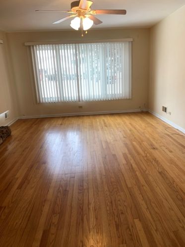 4465 Lunt Ave, Chicago IL  60712-2233 exterior