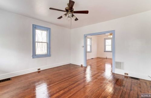 133 Grant Ave, Cresskill NJ 07626-1203 exterior