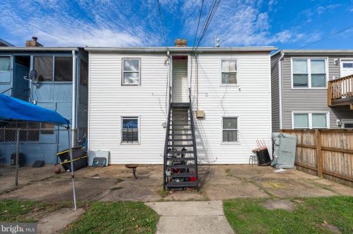 1635 Virginia Ave, Washington DC 20002-2326 exterior