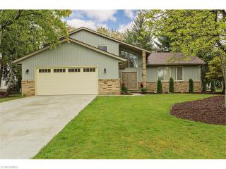 3929 Beechmont Trl, Cleveland OH  44122-4783 exterior