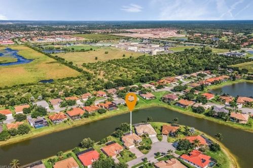 602 Grand Rpd Blvd, Naples FL 34120-4466 exterior