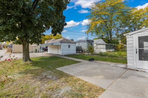 3057 35, Milwaukee WI 53215-4126 exterior