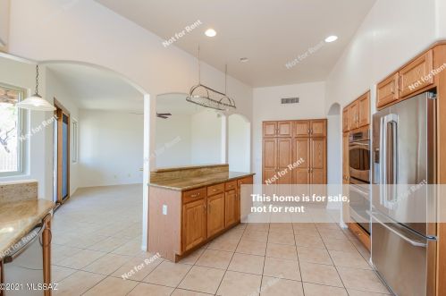 11974 Crescendo Dr, Tucson AZ 85737-3742 exterior