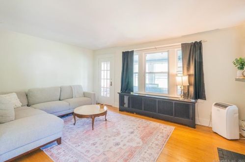 1146 Blvd, Hartford CT 06119-1720 exterior