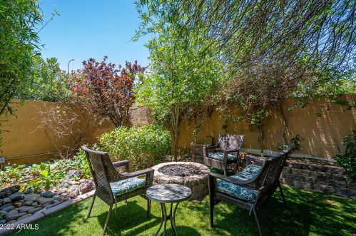 1307 El Alba Way, Chandler AZ  85224-2305 exterior